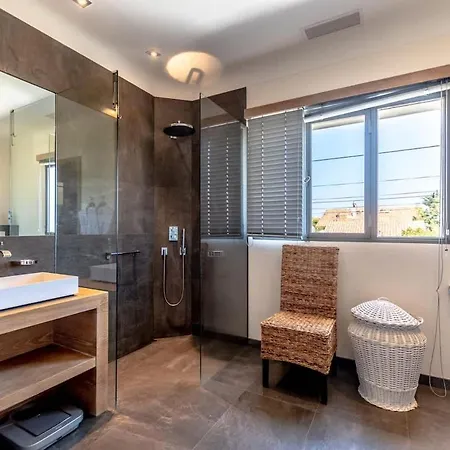 Loft Jasmin L Terrace & Space L Shellter *